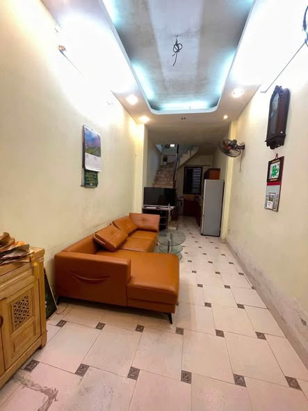 Cho thuê nhà NGUYÊN CĂN  ngõ 197 Đại La, Hai Bà Trưng