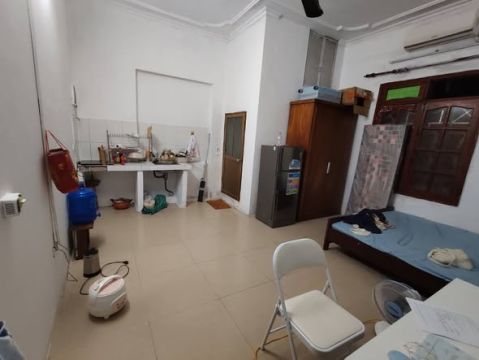 Mình pass phòng ở ngõ 59 Phạm Văn Đồng gần Ulis, Vnu, Hnue, TMU,... Có vskk, sẵn điều hoà, tủ lạn...