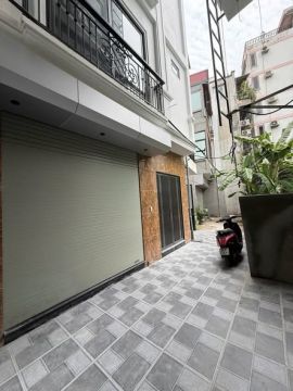 NHÀ DÂN XÂY MỚI ĐẸP - TRẦN KHÁT CHÂN,