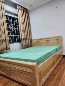 NHÀ RIÊNG VĂN CAO – 45M² x 4 TẦNG – 5PN – MT 8M – NGÕ Ô TÔ – KINH DOANH – 20TR