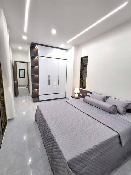CHỦ CẦN TIỀN RA NƯỚC NGOÀI CẦN BÁN GẤP NHÀ HÀ ĐÔNG - 5 TẦNG THANG MÁY FULL NỘI THẤT - CÁCH TRƯỜNG...