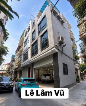 Chủ nhà thì giảm giá sâu, khách thì chờ nhà tăng giá lại mới mua.