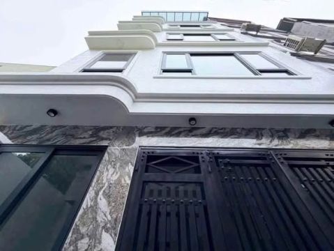 BÁN NHÀ GIA QUẤT – BỒ ĐỀ | 37M² x 6 TẦNG | THANG MÁY | FULL NỘI THẤT | SÁT KHAI SƠN | 7,5 TỶ