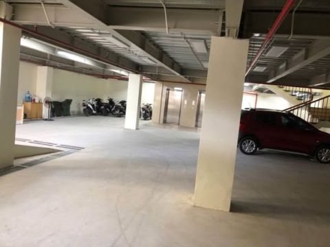 Cho thuê mặt bằng tầng 2, 4,5 nhà nguyên căn mặt phố có thang máy, Đường Đại La, Quận Hai Bà Trưng