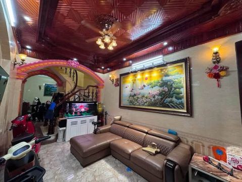 Bán gấp nhà Ngõ 508 Đường Láng, Đống Đa  61.5m2 4 tầng mặt tiền 4m nhà đẹp ở ngay giá 19.6 tỷ