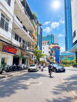13.4 TỶ - PHỐ CHÙA HÀ - 40M2*6TẦNG - THANG MÁY - 20M RA PHỐ - NHÀ MỚI ĐẸP Ở LUÔN