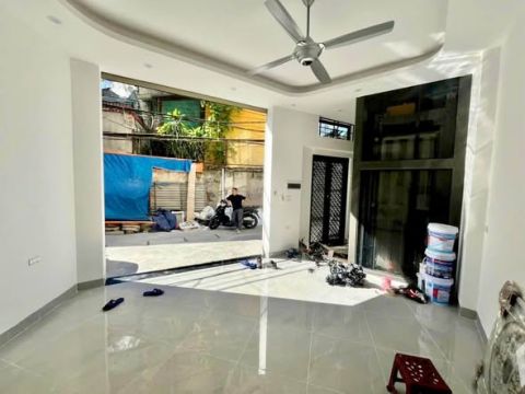 KIM NGƯU – HAI BÀ TRƯNG - NHÀ XÂY MỚI - THANG MÁY - NGÕ Ô TÔ
