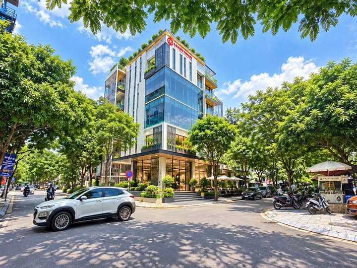 SIÊU PHẨM ĐẤT XUÂN LA – VÕ CHÍ CÔNG TÂY HỒ