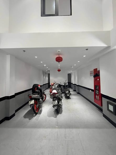 CHDV HỒ TÙNG MẬU – 52M² – 6 TẦNG THANG MÁY – 13 PHÒNG – DÒNG TIỀN SẴN