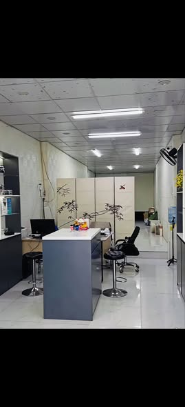 Cho thuê MBKD mặt phố Nguyễn Trãi - Thanh Xuân, vỉa hè rộng chỉ 22 triệu