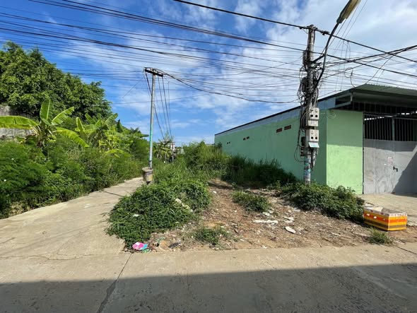 3 TỶ 2 GIẢM 2 TỶ 750, LÔ GÓC ĐƯỜNG NGUYỄN XIỂN NHA TRANG
