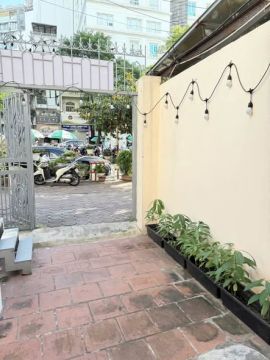Cho Thuê Mặt Bằng Mặt Phố Đồng Cổ, Tây Hồ Lối Đi Riêng