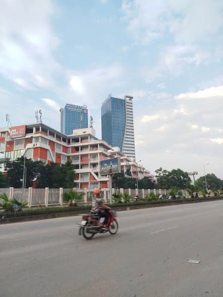 Đất dịch vụ khu C Yên Nghĩa-ngay cổng ĐH Phenikaa -xây gì cũng đẹp-chỉ quanh 9 tỷ