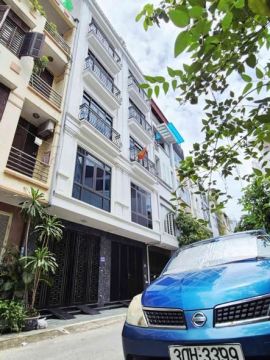 CÓ HƠN 8 TỶ MÀ TÌM NHÀ VĂN QUÁN VẪN ĐAU ĐẦU?