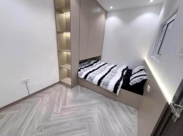 CHO THUÊ CĂN HỘ 75m2 – NGÕ 49 NGUYỄN KHOÁI, ĐỐI DIỆN BV 108