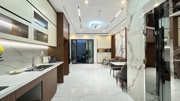 Hồng Mai 56m , 5 tầng , Giá 12.6 tỷ có thương lượng, full nội thất, full đồ, Thang máy