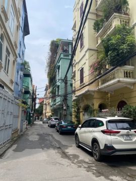 16.9 TỶ - PHÂN LÔ BÀN CỜ TRẦN QUỐC HOÀN - 42M2*7T THANG MÁY - 2 Ô TÔ TRÁNH - GARA CAMRY 7 CHỖ - T...