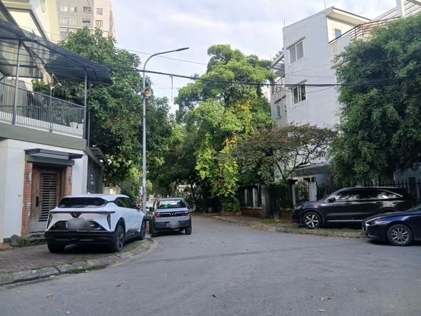 BIỆT THỰ LIỀN KỀ ĐẠI MỖ, 75M², 4 TẦNG, GARA Ô TÔ, NỘI THẤT SANG XỊN, G.IÁ 16,5 TỶ