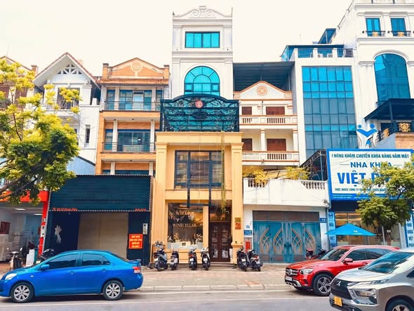 8 Tầng Mặt Phố - Vỉa Hè Siêu Rộng Đủ Để Ô Tô Đi Tránh Nhau Ở Vỉa Hè - Kinh Doanh Bất Tận - TT Cầu...