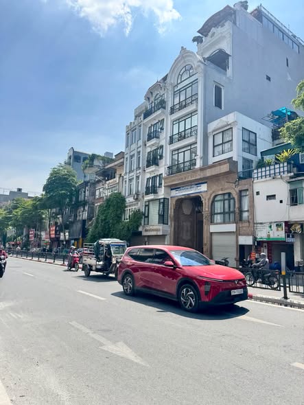 HẠ 100 TRIỆU – CHỈ 7,35 TỶ! TRONG NGÕ NHƯ MẶT ĐƯỜNG – CÁCH PHỐ CHỈ 10M!  TÔN ĐỨC THẮNG – ĐỐNG ĐA ...