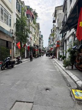 **BẠCH MAI – MT 11.4M – GIÁ 11.7 TỶ – BÁN GẤP**