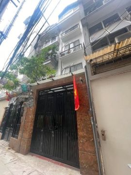 Em có căn nhà phố Quan Nhân - Hoàng Ngân - Thanh Xuân cần bán gấp.