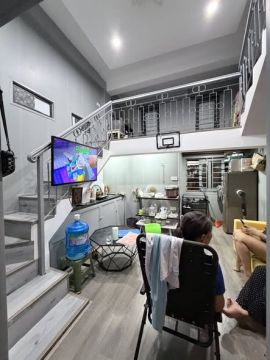 1 tỷ 2 là giá phải trả cho căn hộ Tầng 3 Lò Đúc - 60m - 3 ngủ này - Oto đỗ cửa luôn