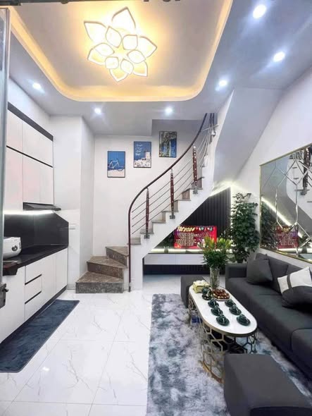 KHÂM THIÊN – 4,4 TỶ – 10M RA CHỢ!