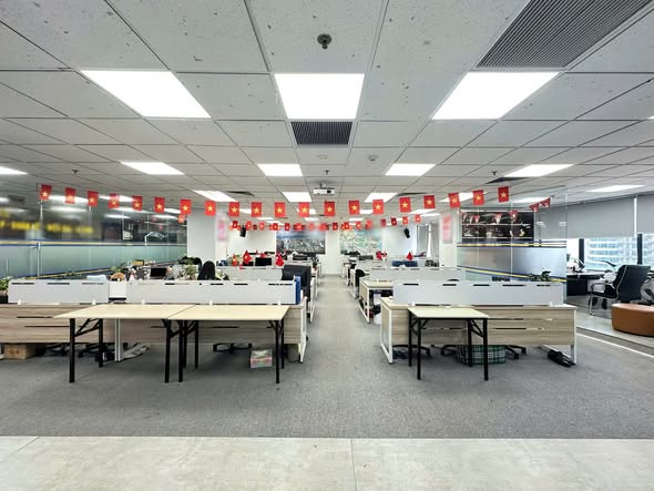 CHO THUÊ VP 150M2 TẠI GOLDEN FIELD, GIÁ RẺ VỊ TRÍ ĐẸP