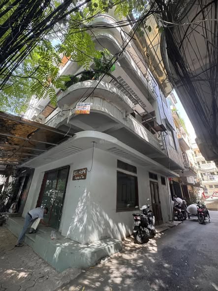Cho thuê nhà nguyên căn ngõ 169 Tây Sơn – Đống Đa. Căn góc View đẹp thoáng.