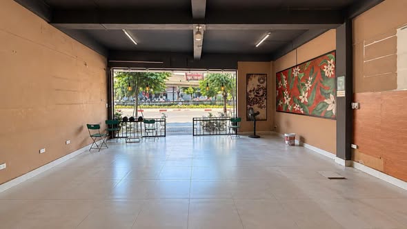 Mặt phố Trần Khát Chân, MT 7m - 2 tầng 140m2 - kd sầm uất
