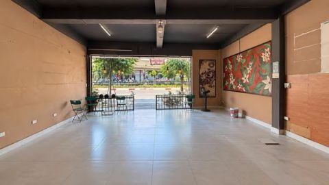 Mặt phố Trần Khát Chân, MT 7m - 2 tầng 140m2 - kd sầm uất