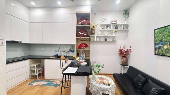VĂN CHƯƠNG -TÔN ĐỨC THẮNG - ĐỐNG ĐA - NHÀ ĐẸP FULL NỘI THẤT - TIỆN ÍCH BẠT NGÀN
