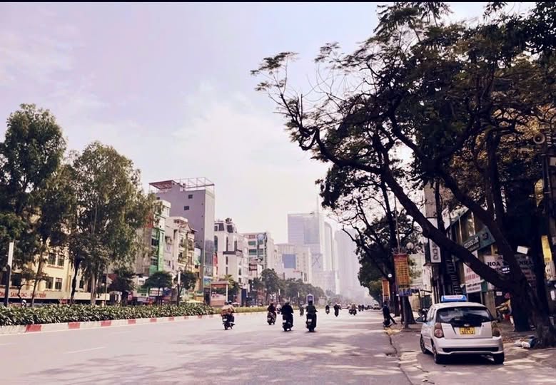 SIÊU PHẨM MẶT PHỐ VŨ PHẠM HÀM – 143M² – 7 TẦNG THANG MÁY – DÒNG TIỀN 100 TRIỆU/THÁNG