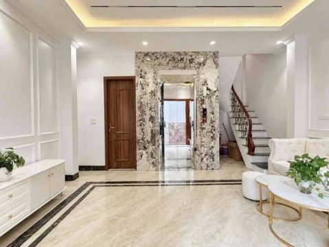 Bán Nhà Hoàng Mai - Hơn 8 Tỷ - Nhà Mới Thang Máy