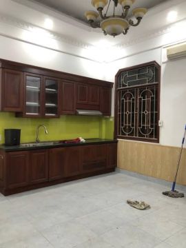 Nhà nguyên căn Kim Mã 4 tầng, 2 phòng ngủ, 3 WC, nhận nhà ngay