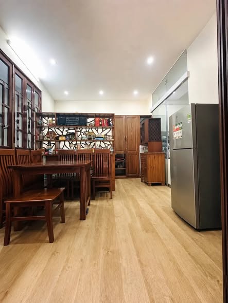 LÔ GÓC 50,2M² – 3 TẦNG – 4PN – GẦN Ô TÔ – PHÚ ĐÔ – 9 TỶ