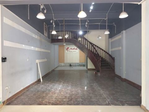 gấp nhanh !!! Cho thuê tầng 1+2 hoặc cả nhà 4 tầng mặt phố Nguyễn Khang - Cầu Giấy