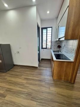 CHO THUÊ CĂN HỘ CHUNG CƯ MINI HÀO NAM – ĐỐNG ĐA | 2PN, BAN CÔNG RỘNG