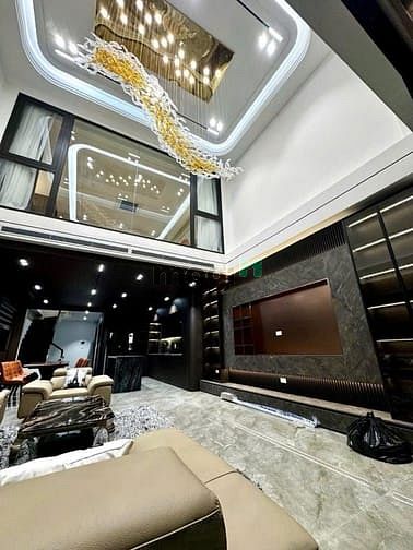 Siêu Phẩm mặt Phố ,Mặt Hồ ,Nguyễn Thế Rục Long Biên 120m 8 tầng bề thế