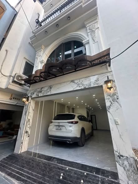 Tài chính 10.9 tỷ có nhà 6 tầng thang máy, ô tô vào nhà, khu đô thị Linh Đàm, Hoàng Mai.