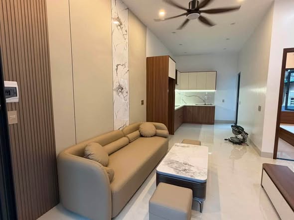 HÀNG MỚI RA THỊ TRƯỜNG NHÀ TRUNG TÂM TP