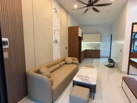 HÀNG MỚI RA THỊ TRƯỜNG NHÀ TRUNG TÂM TP