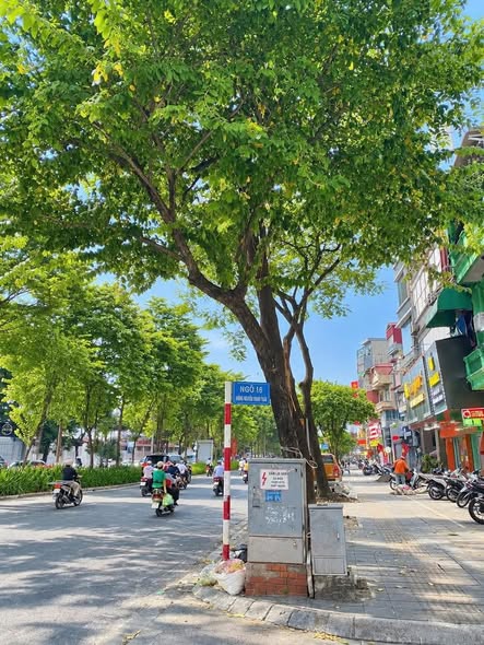 9.3 TỶ - NGÕ 16 NGUYỄN KHÁNH TOÀN - 35M2*5TẦNG - 30M RA PHỐ - NGÕ THÔNG - DÂN XÂY - KINH DOANH