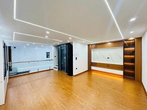 Trung Tâm Đống Đa_Ngã 5 Ô Chợ Dừa_60m 6 Tầng Thang Máy