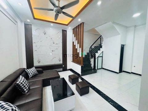 nhà đẹp tân mai hoàng mai 50m 5 tầng mới keeg nhỉnh 8 tỷ