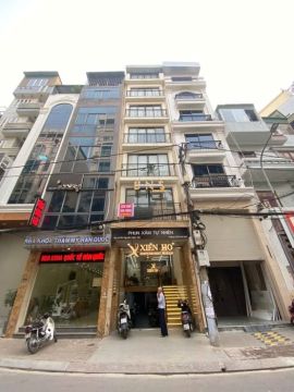 Chính chủ cho thuê văn phòng 40m2 tầng 8, giá 7 triệu/tháng bao VAT, sẵn sàng ưu đãi cho khách hà...