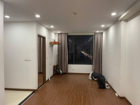 iển ,Thanh Xuân ,HN .Tầng trung ,hướng ban công nhìn phía TT hội nghị Quốc Gia .