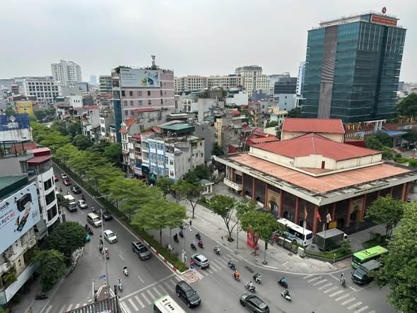 CHO THUÊ TÒA NHÀ VĂN PHÒNG THƯƠNG MẠI DỊCH VỤ 9 TẦNG MẶT PHỐ KIM MÃ, BA ĐÌNH, HÀ NỘI.