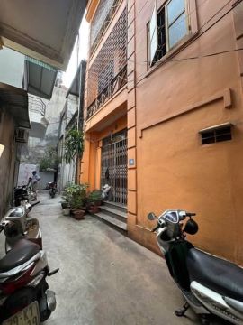 NGÔ GIA TỰ – NHÀ DÂN XÂY CHẮC CHẮN – MẶT TIỀN RỘNG – NHỈNH 8 TỶ  Diện tích 50m² – 3 tầng – 3 phòn...